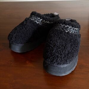 Women’s UGG Tazz Heritage Braid Platform Slip On Slippers Sz 8